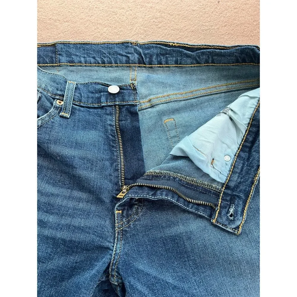 Levi's 559 Relaxed Straight Jeans Blue Wash Men's Size 34x32 (Measures 34x31.5)